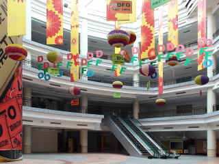 Illustration for article titled These Abandoned Malls Would Be Awesome Post-Apocalyptic Film Locations